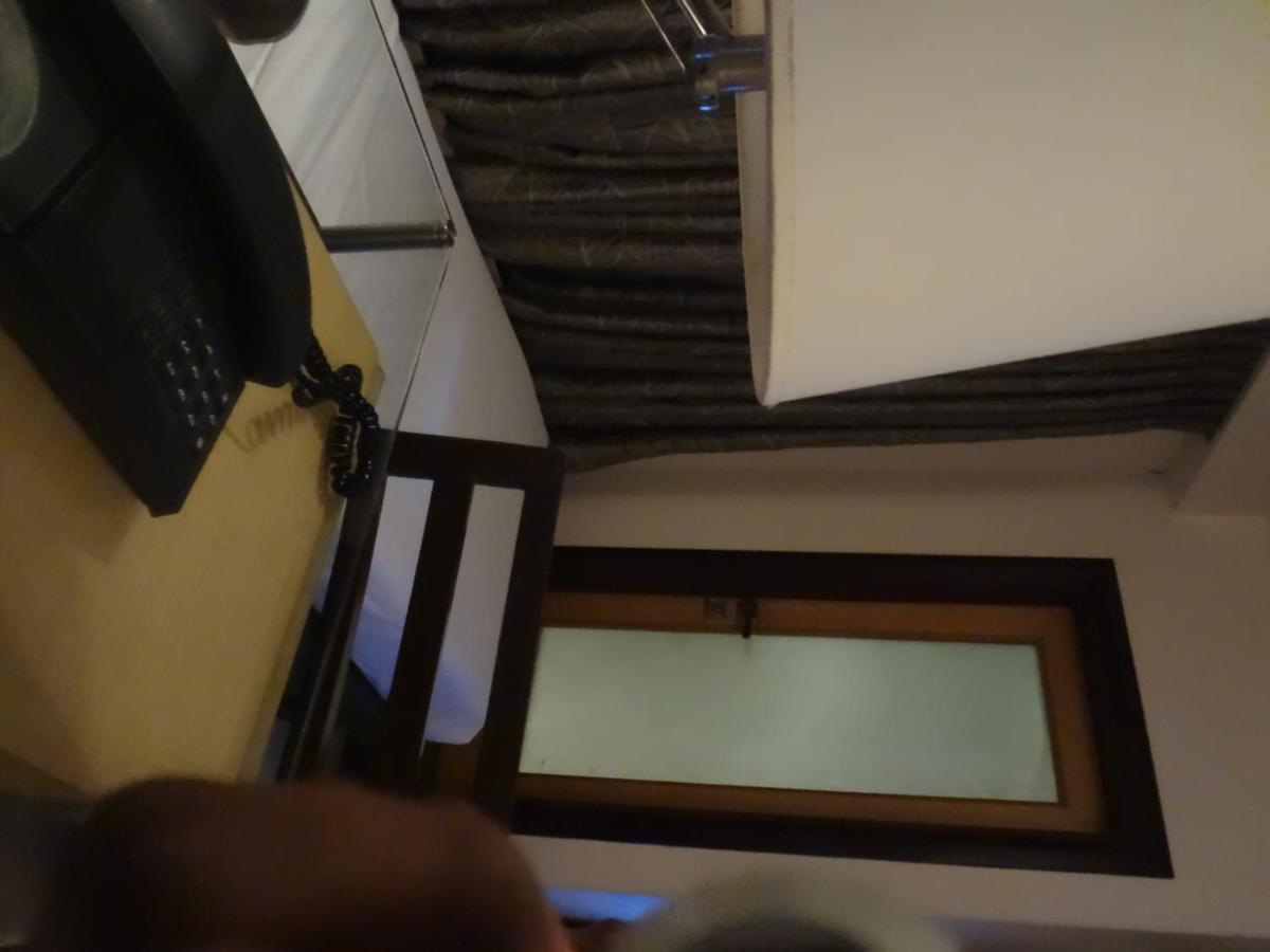 Hotel Sapna Marine - Mumbai, Mumbai